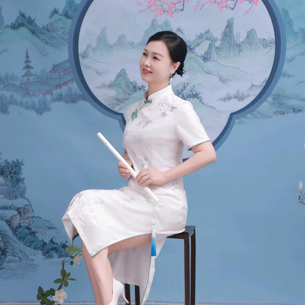 CLW雯子