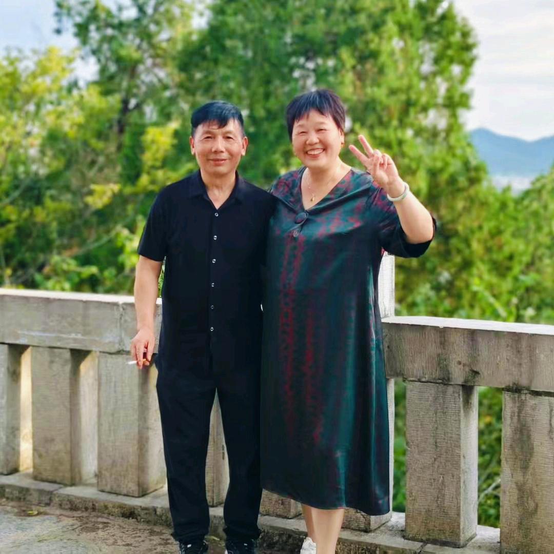红豆💕绿叶🍃🎤🎵