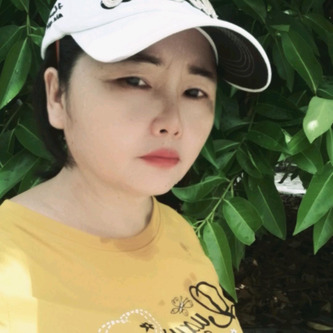 莲姐，小老太