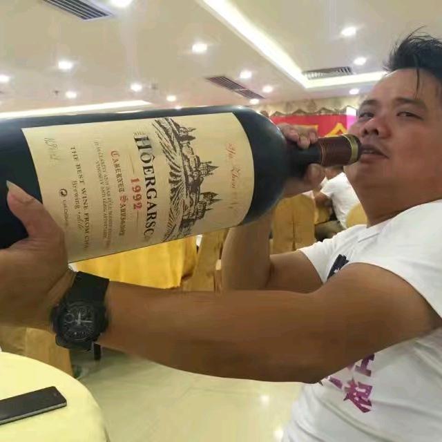 粤J（王飞红）