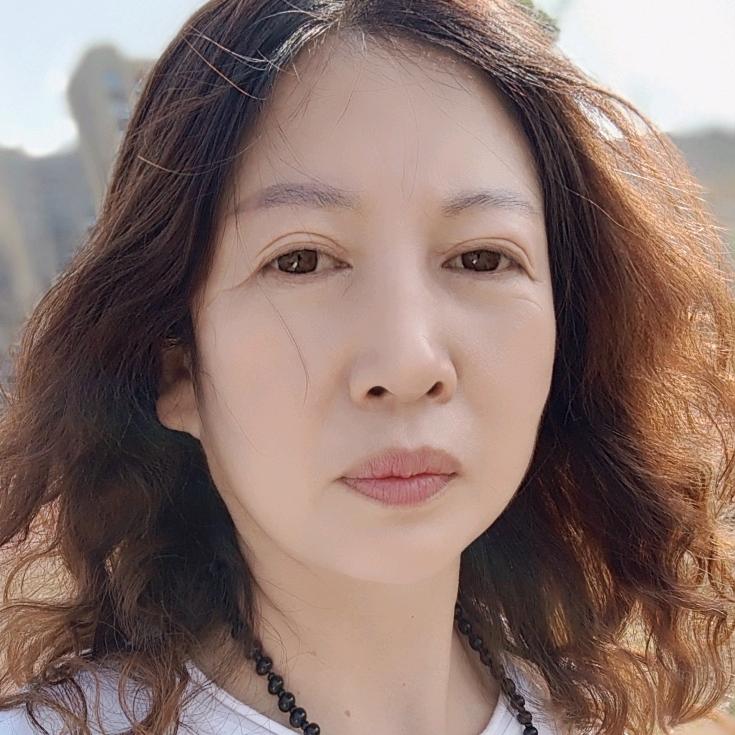朱玲，