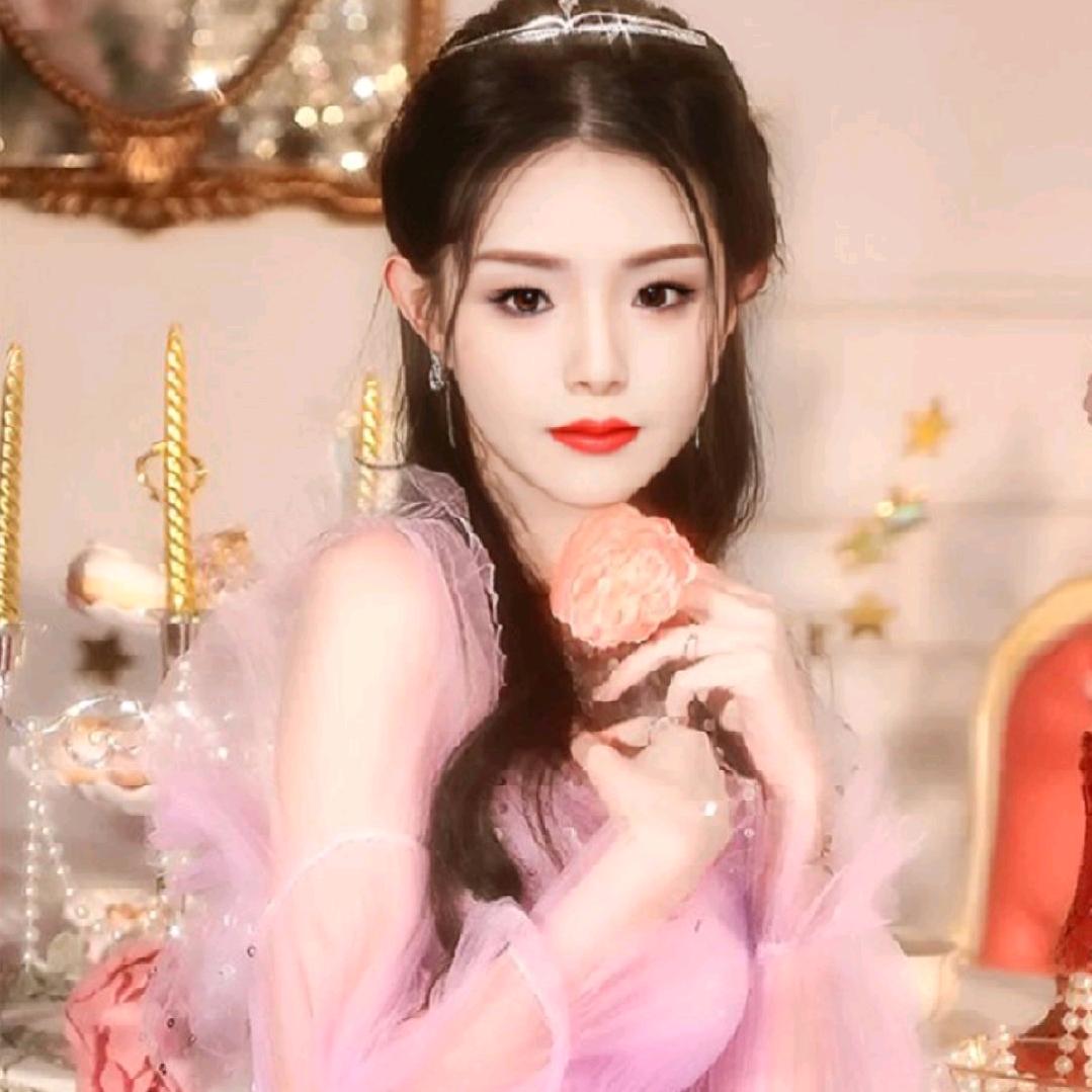 佳佳🍑暮冬