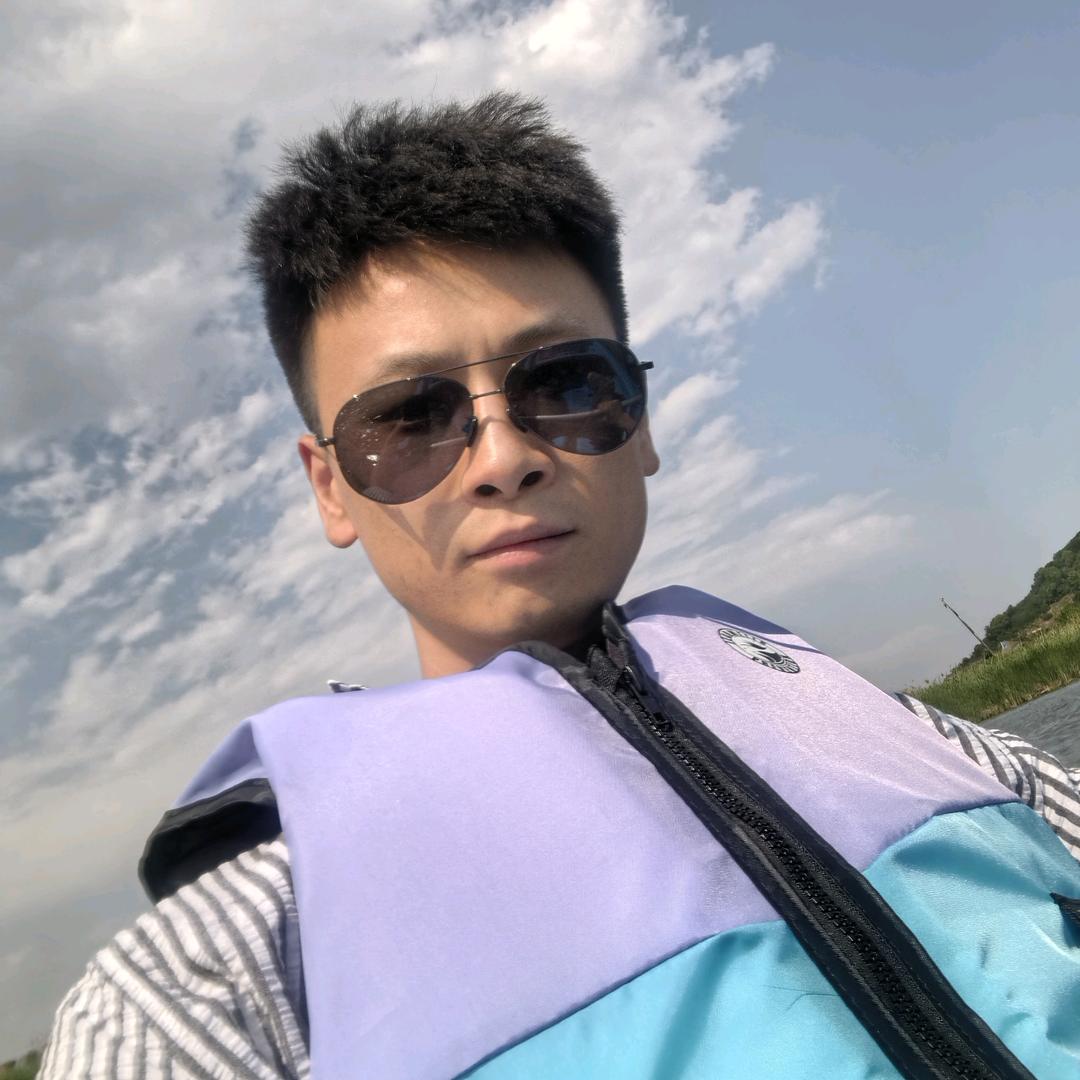 @小冰