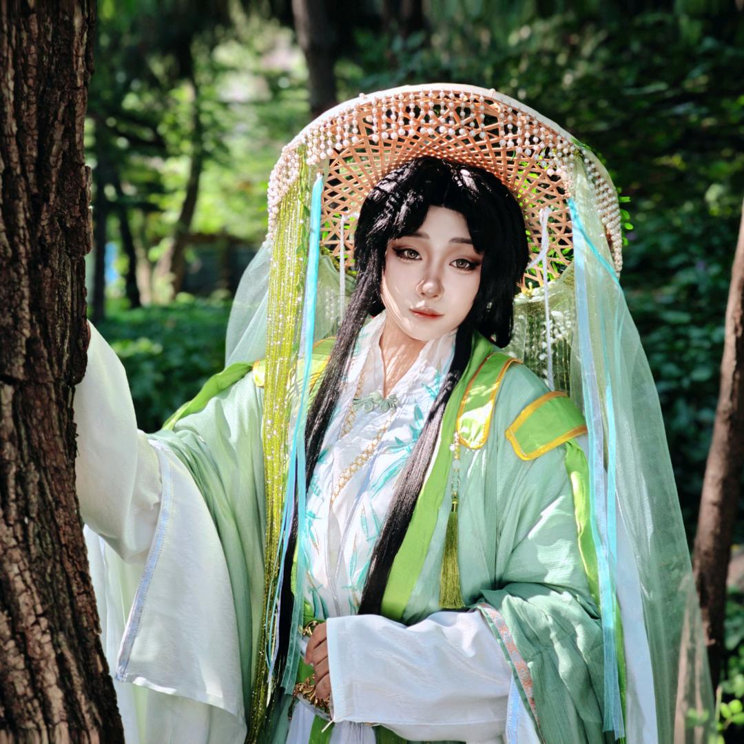 白泽泽2333（工作中邪恶溜溜梅梅版）