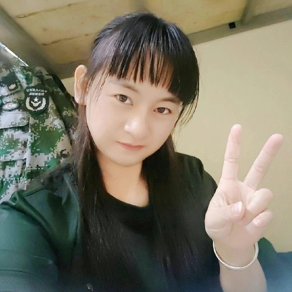 ╰黄教官℘࿐⁰⁹.₂₃