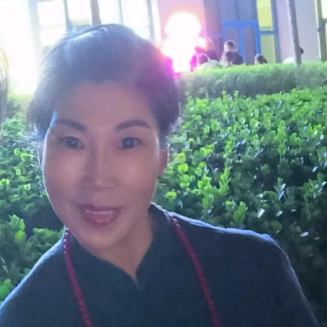 静阅，《拒绝私聊》