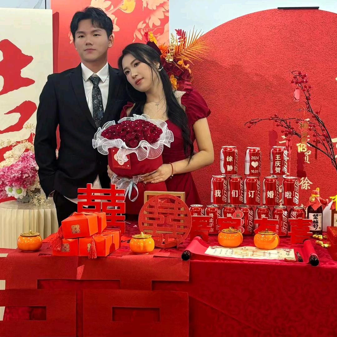 阳光下的玫瑰🌷