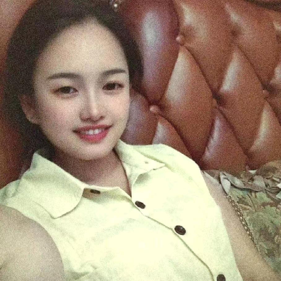 镇雄华帝智能厨电敏敏