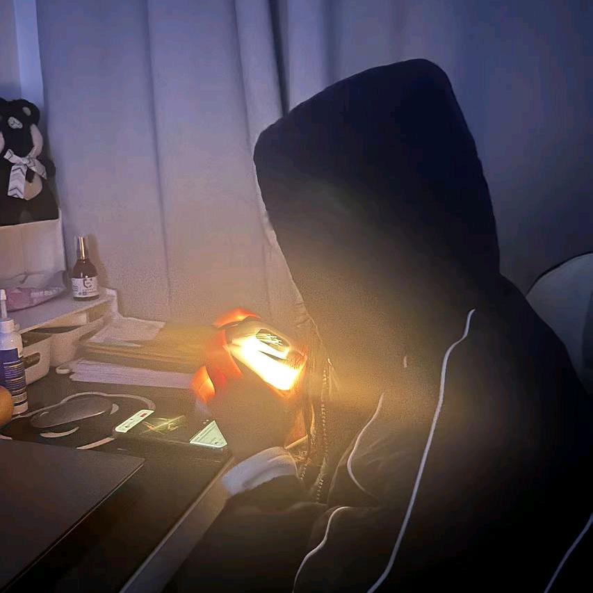 人機小靜