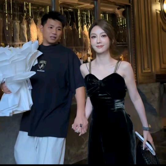 雪儿AMAZING IN时髦穿搭