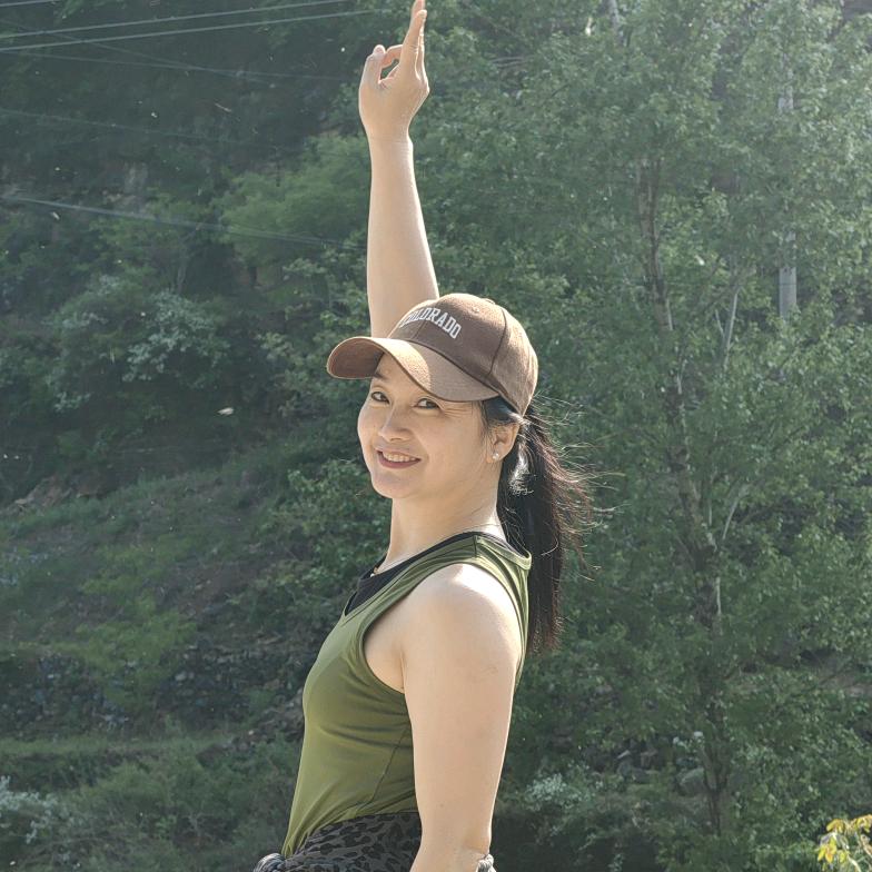 莲瑜伽丽华Yoga