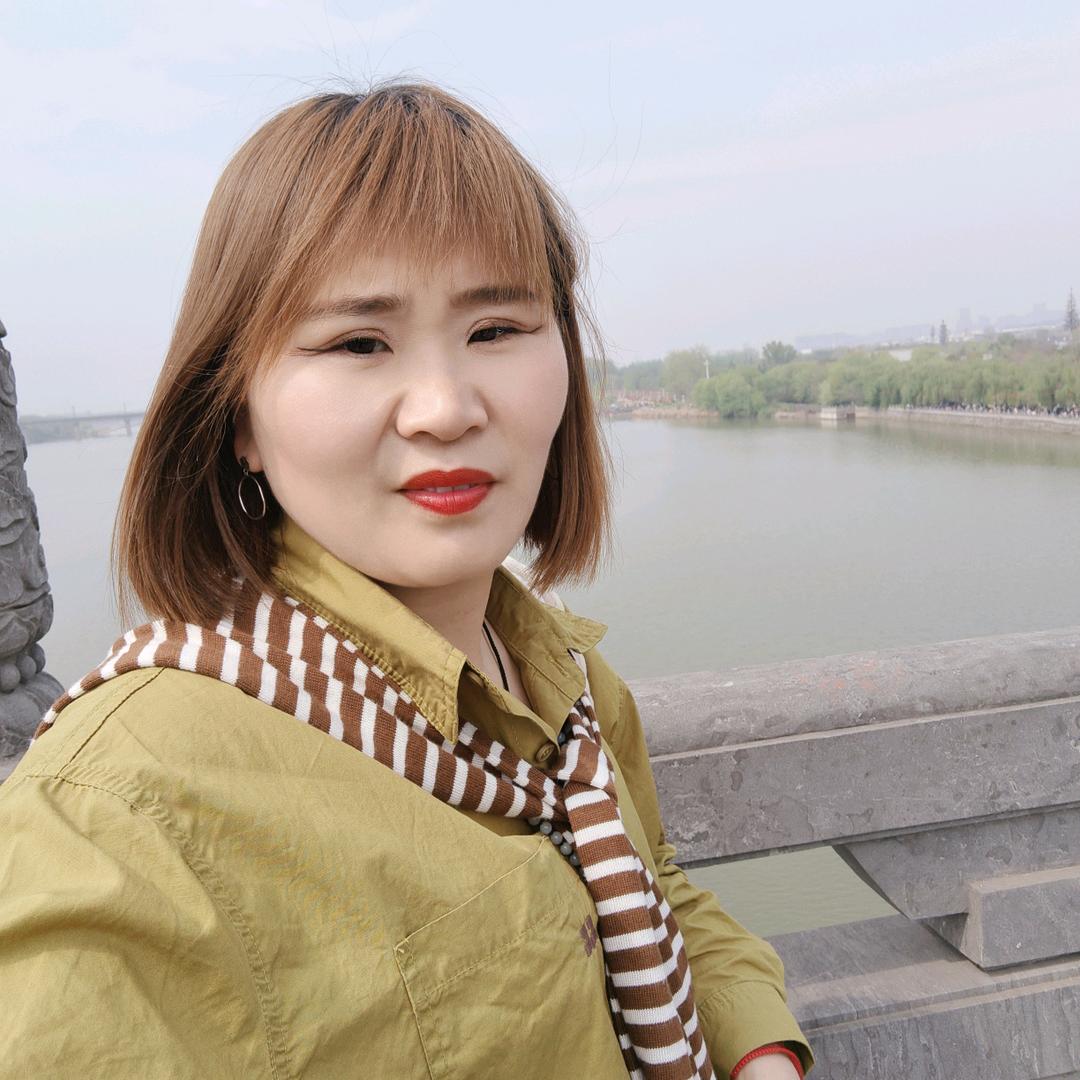 不必谁懂我