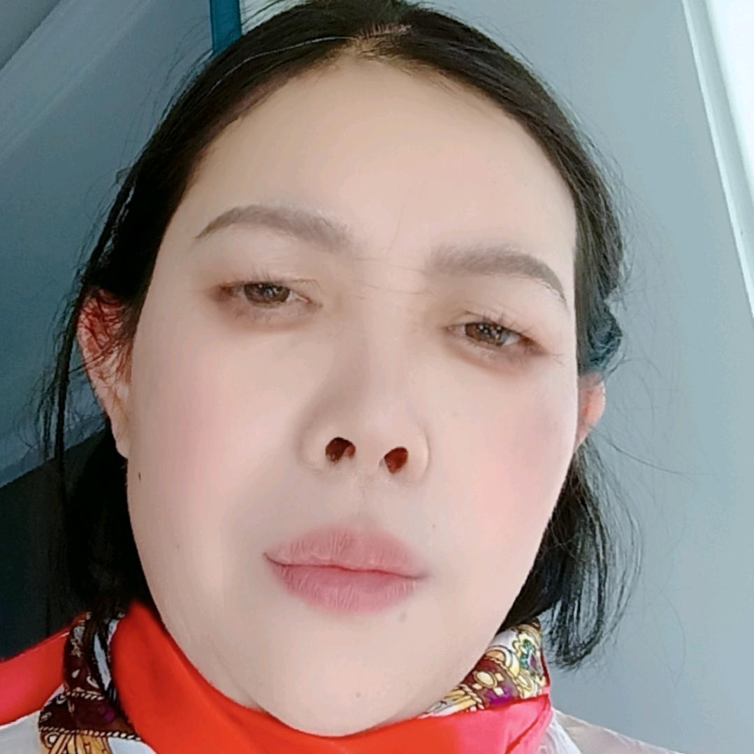 龙姐《开直播走路直播现在在筹备中》