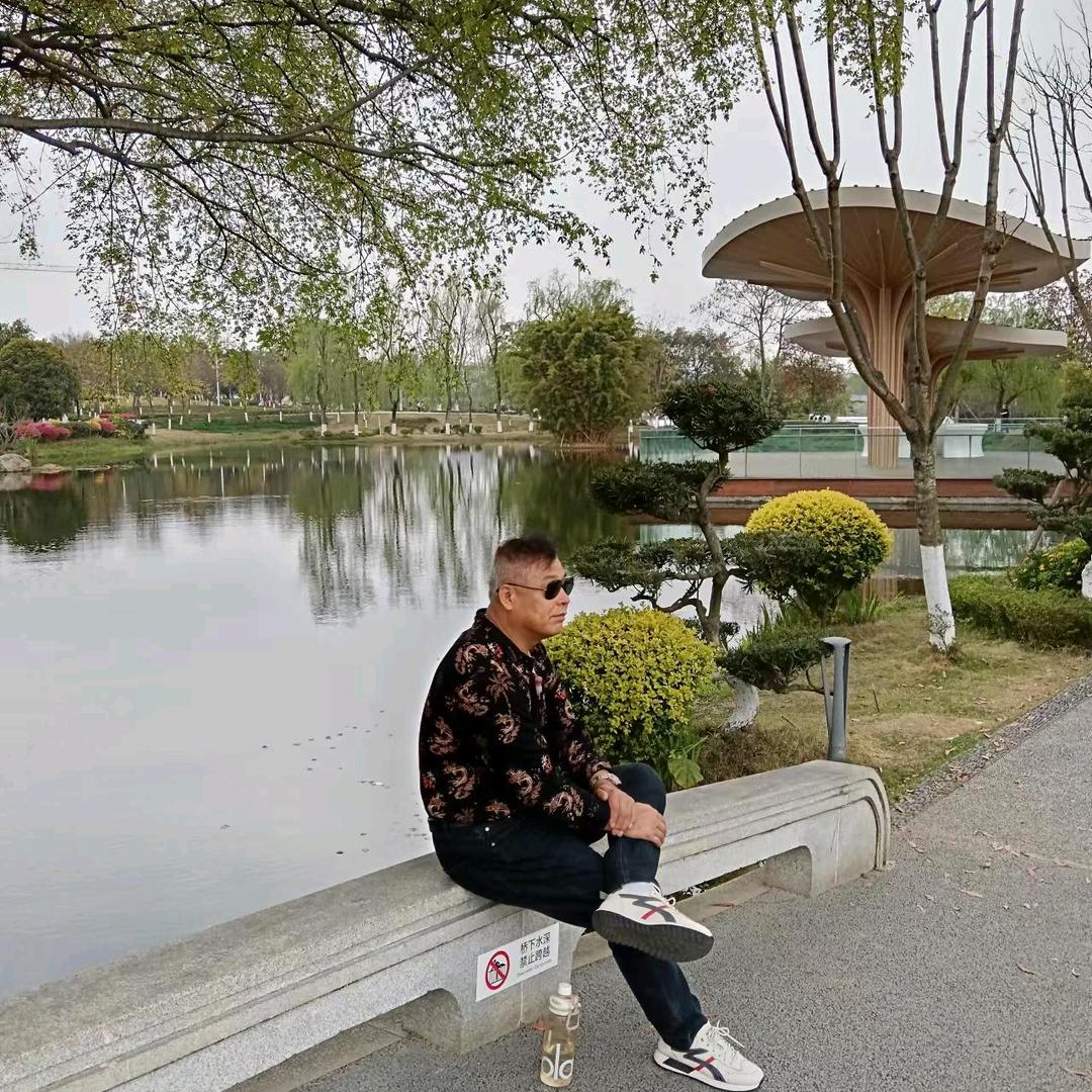 走南闯北的四哥