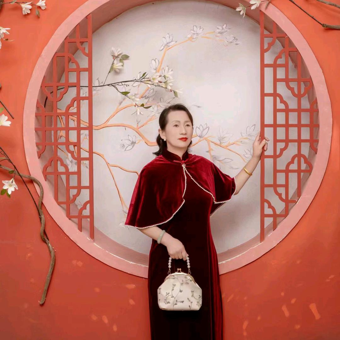 许万玲
