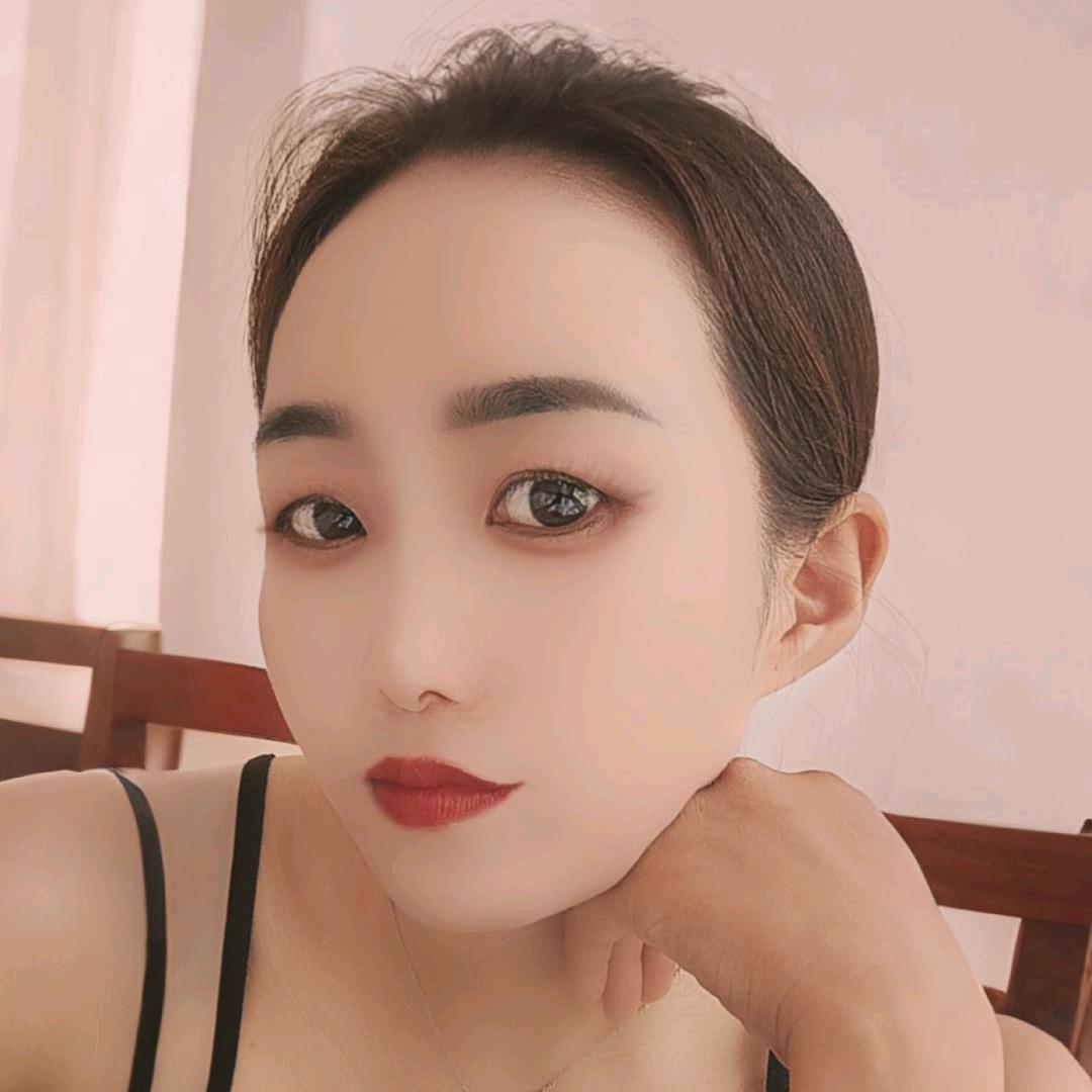 🥀不为往事忧只为余生笑♡