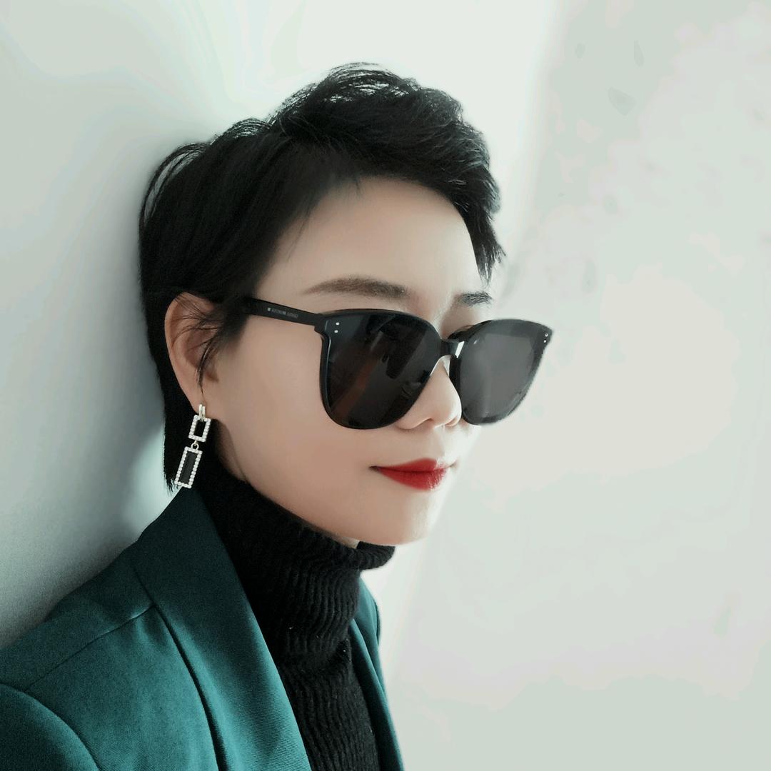 疯狂甜姐刷白条