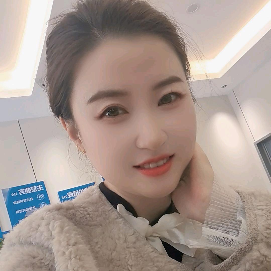 小霞