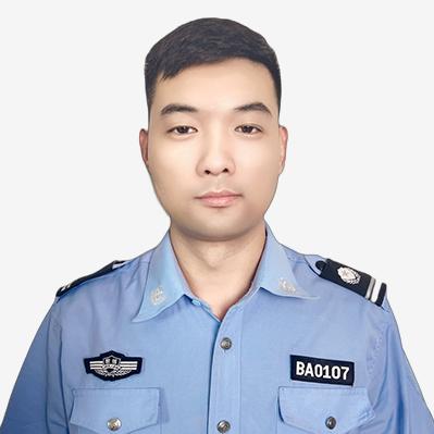 驾德利朱教练