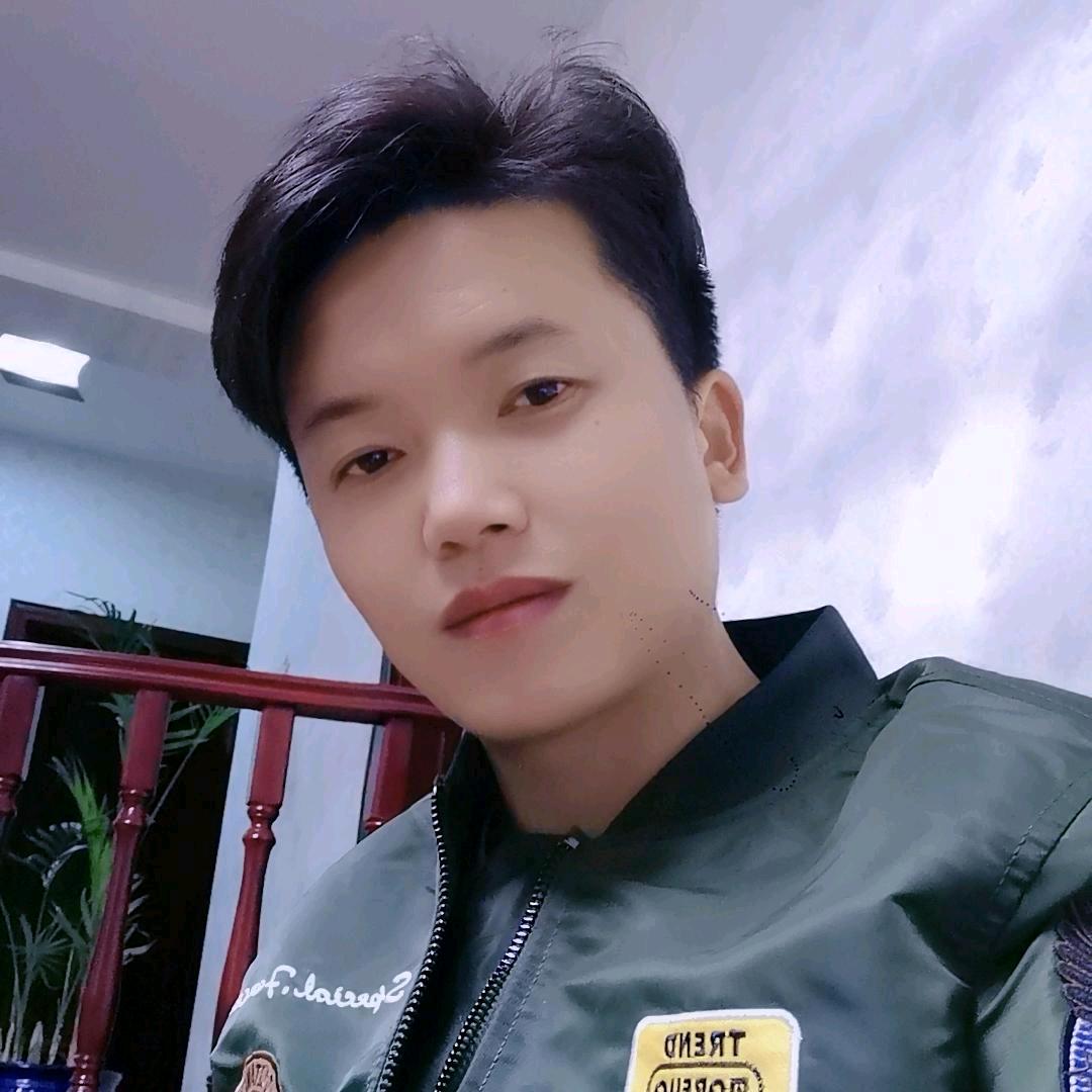 @雷恩（昆明雅梵美发）