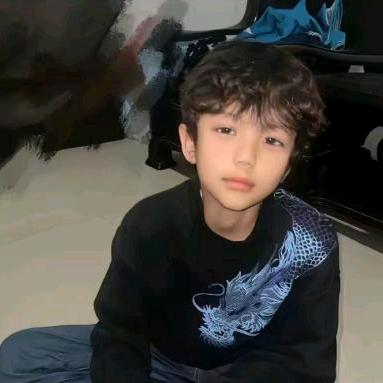 y7llow
