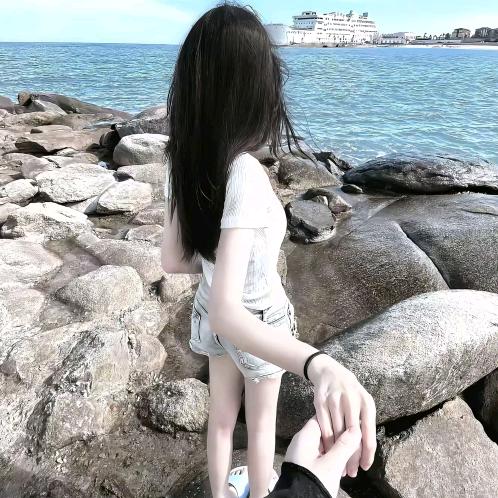 池瑾姩.🧸