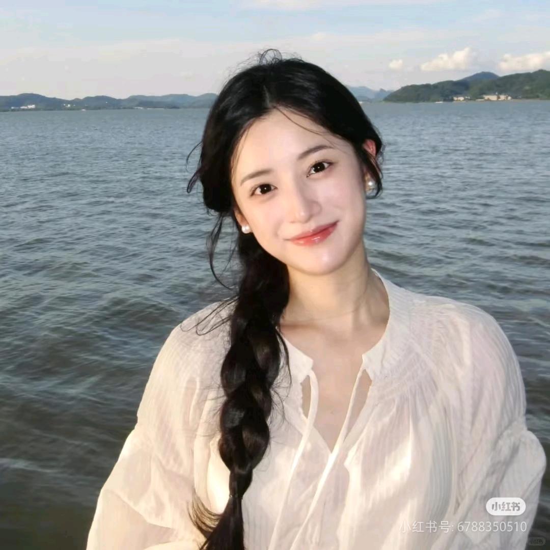 是晓晓吖.