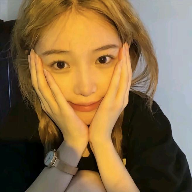 小U