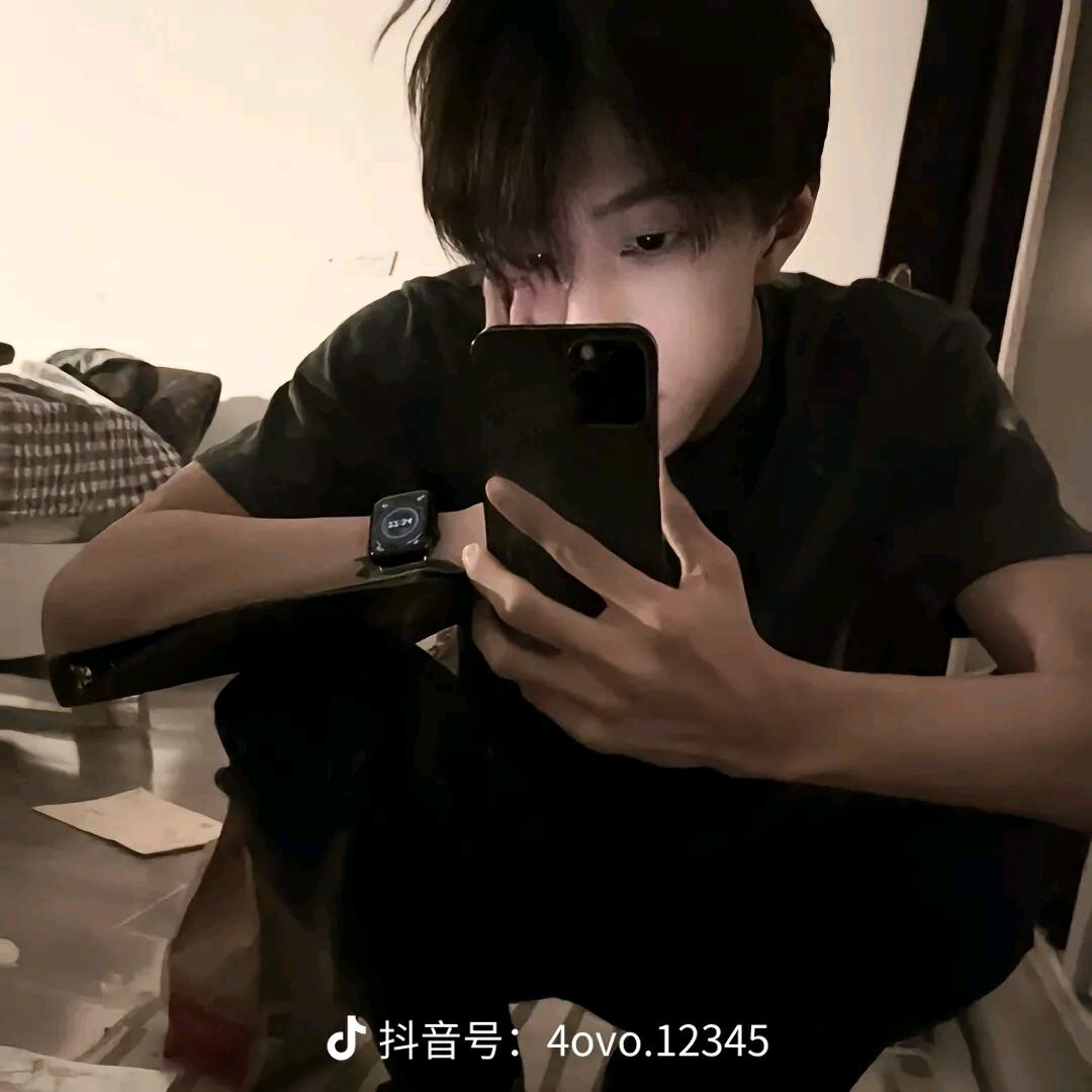 王小的