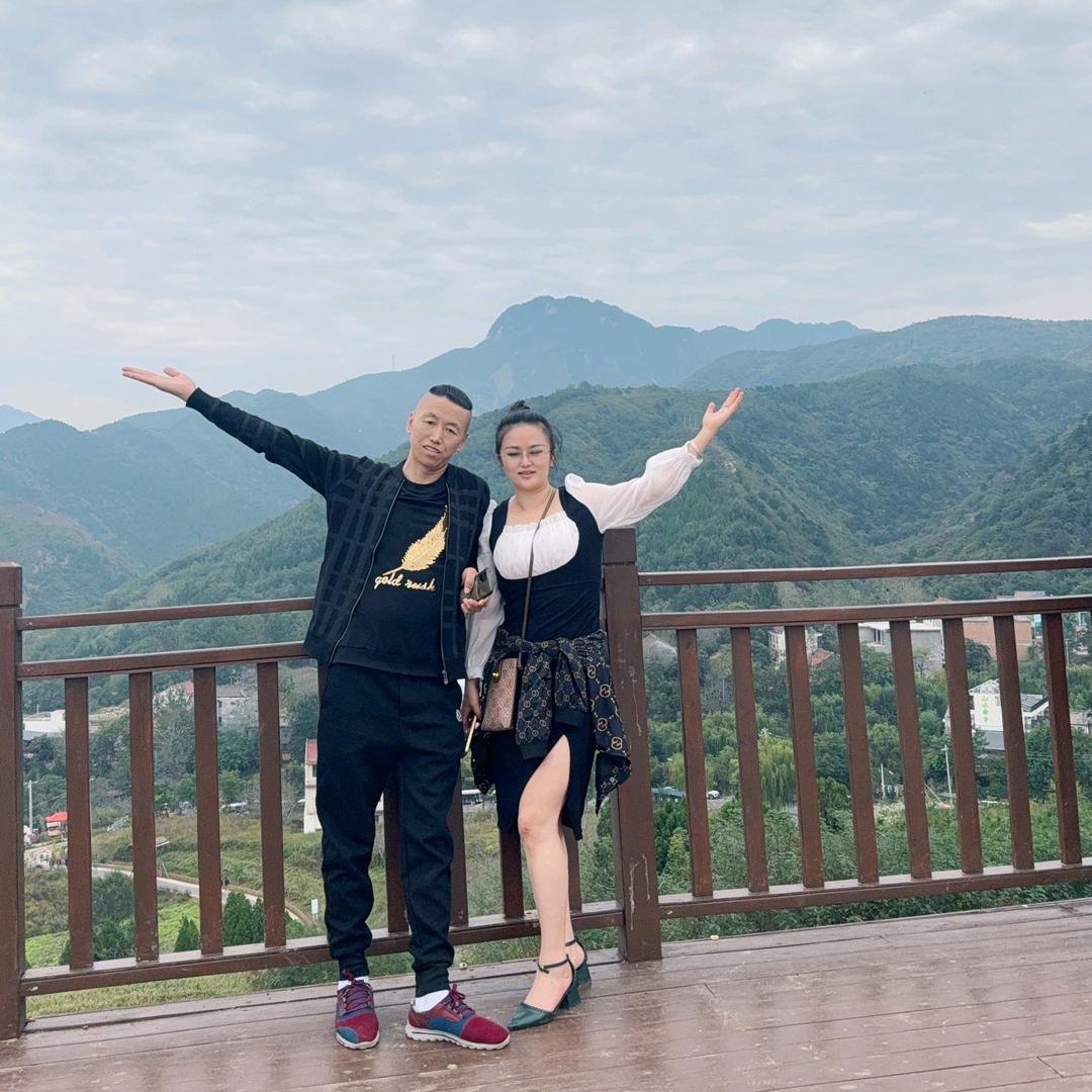3哥3嫂自驾游～房车生活