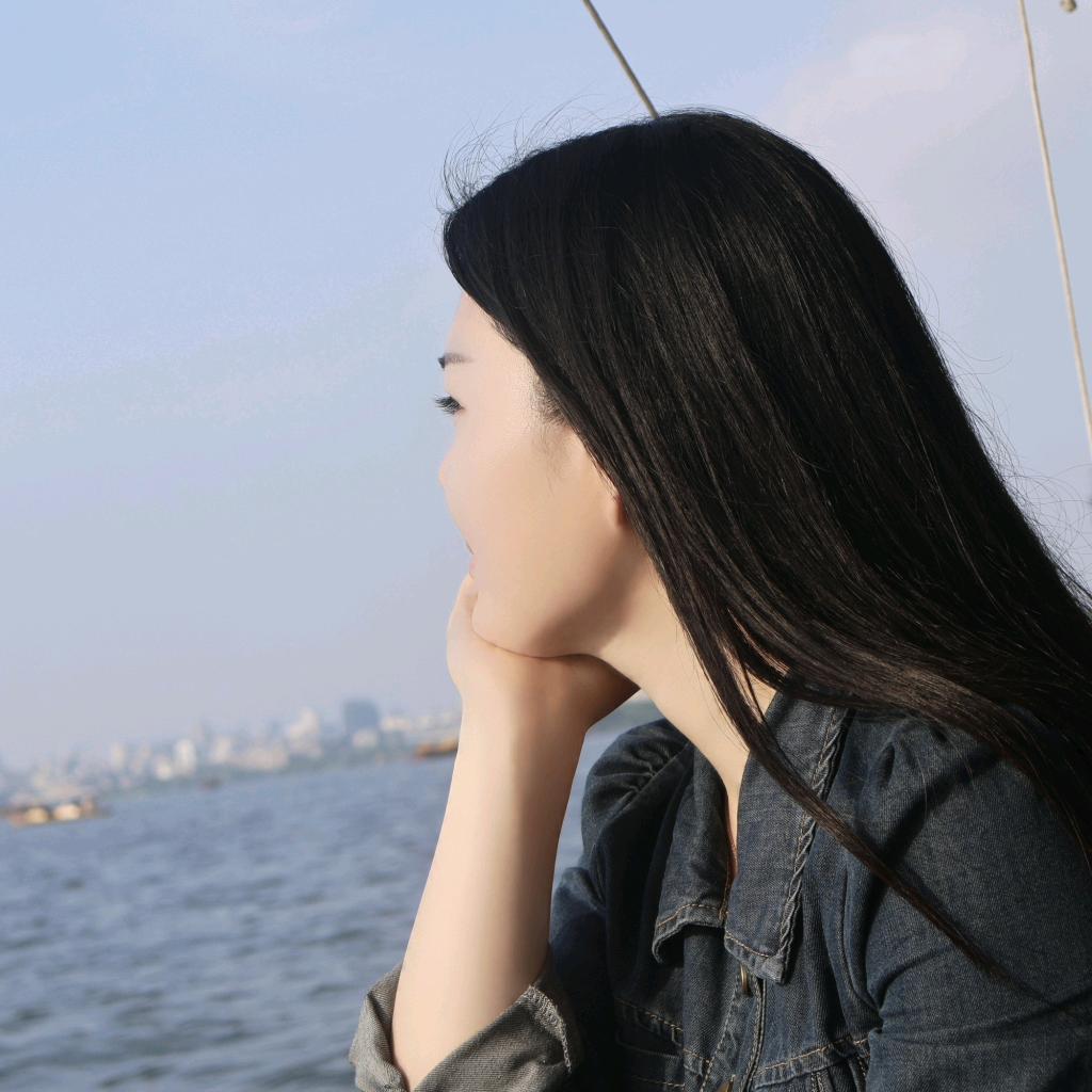 荆家小妮