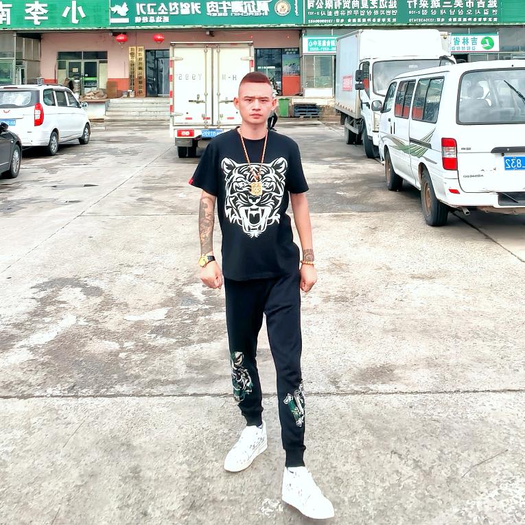 信鸽❤️二手车 高端婚礼🚗