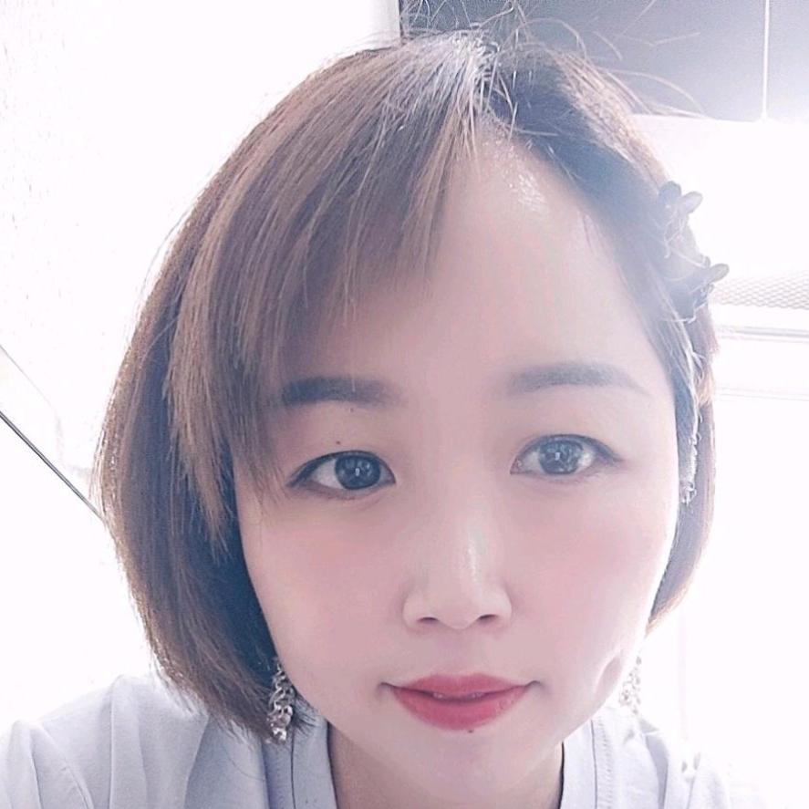 悦颜(๑><๑）