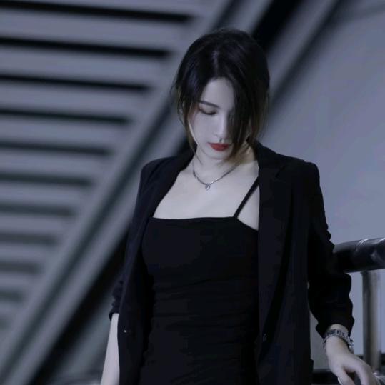你      和     他