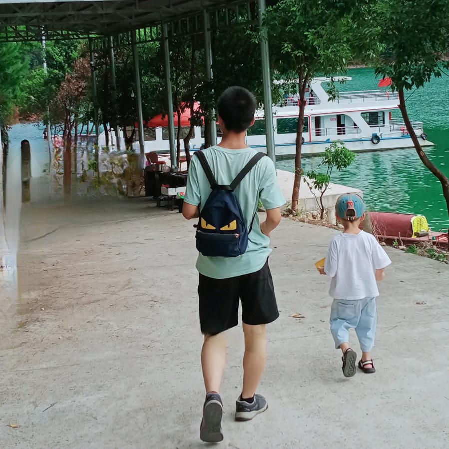 静守淡然心境，回眸云淡风轻