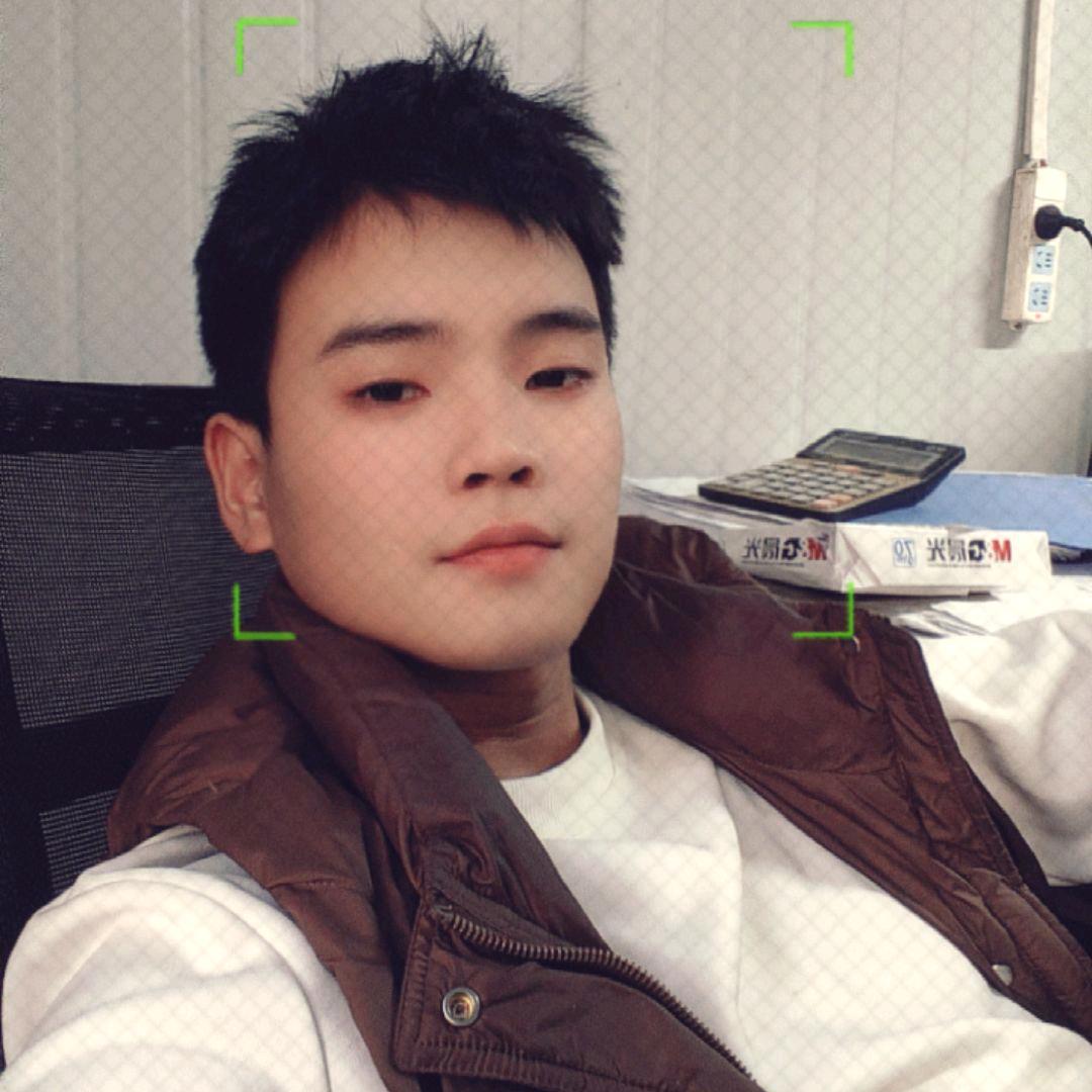 Aa—赵兵忙碌中…