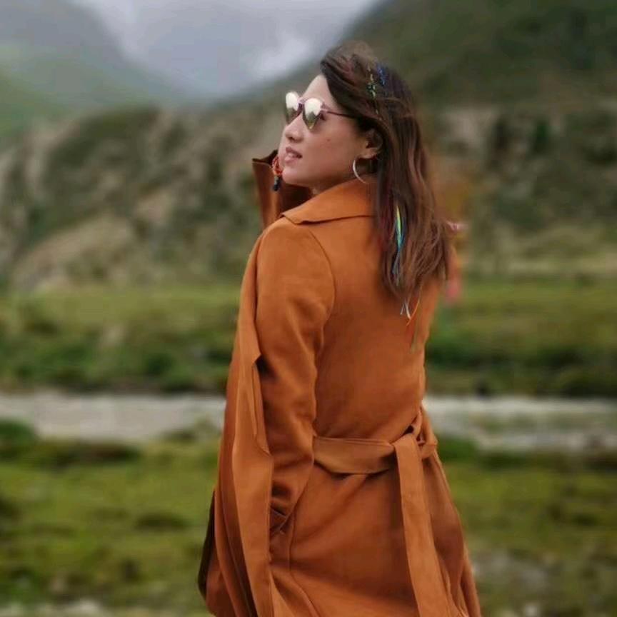 男仕（亻呆亻建品）欣欣吖