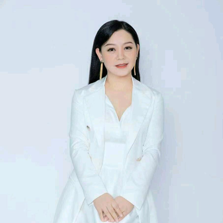 定南时宇钢琴培训学校 郭老师