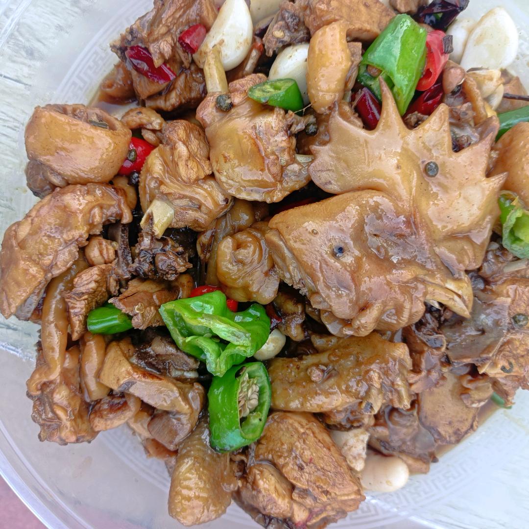 在李哥庄的临沂炒鸡