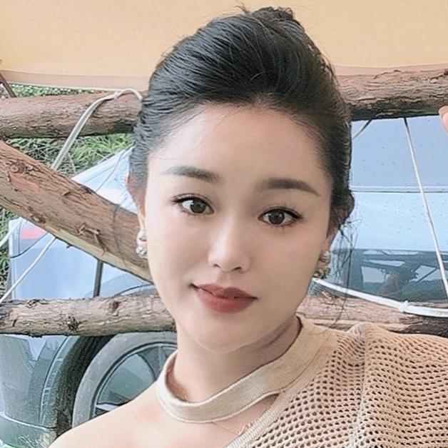 CAAC无人机培训学校女飞手