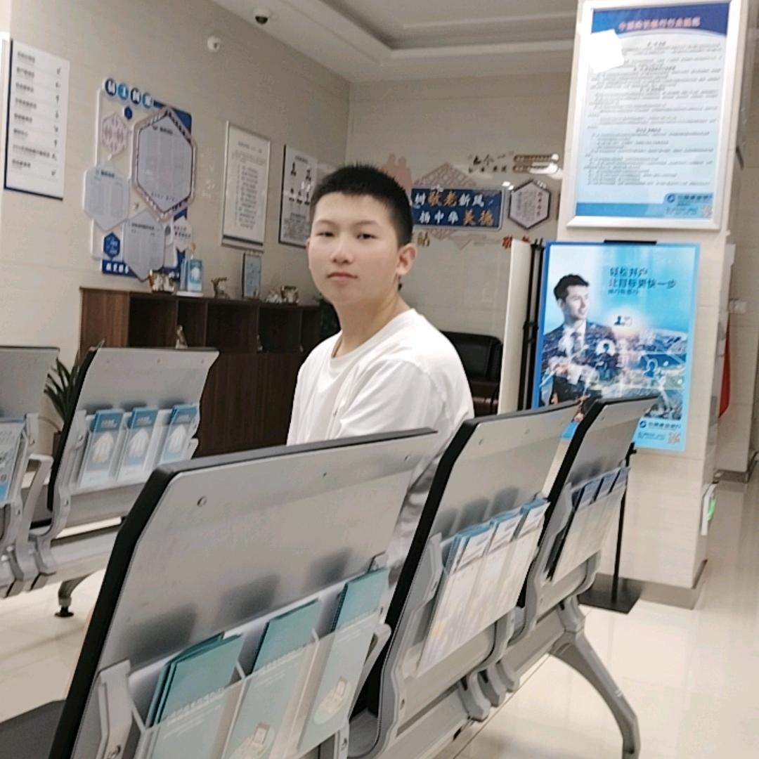 花有重开日，人无在少年