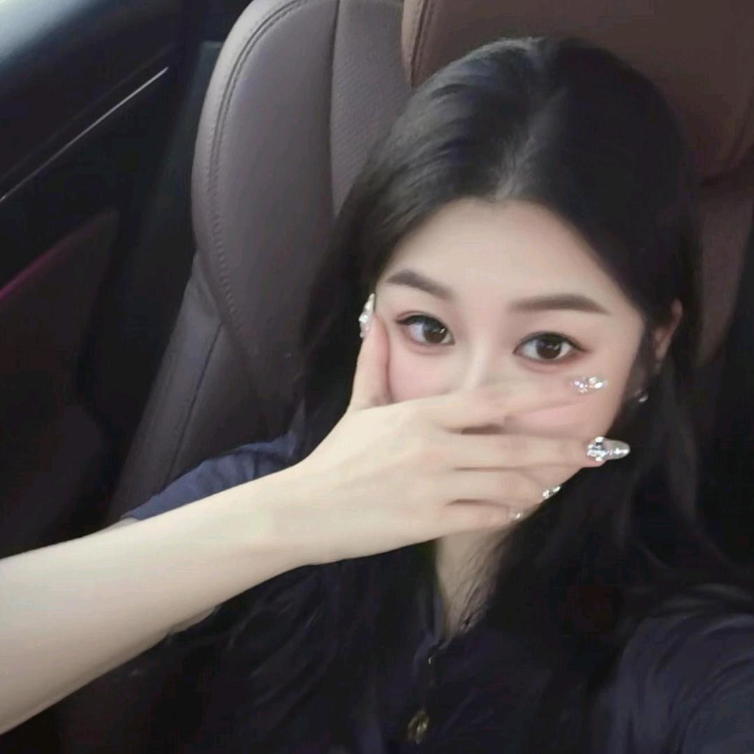 🥀别来无恙❣️💋💋