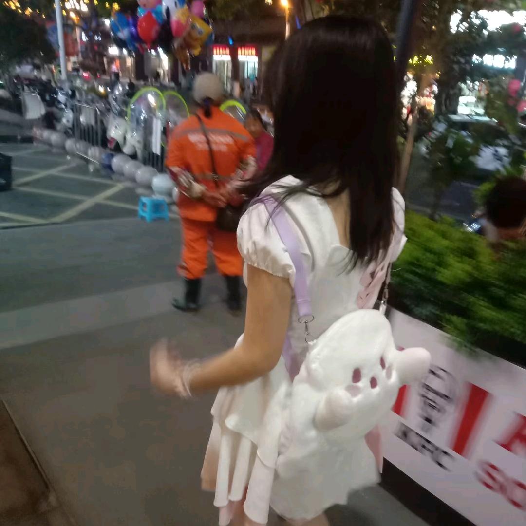 飞飞（正在减肥中）119斤