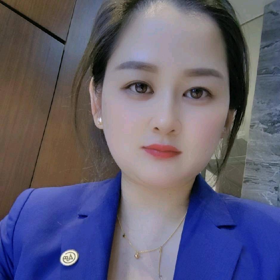 安德利酒店钟晶