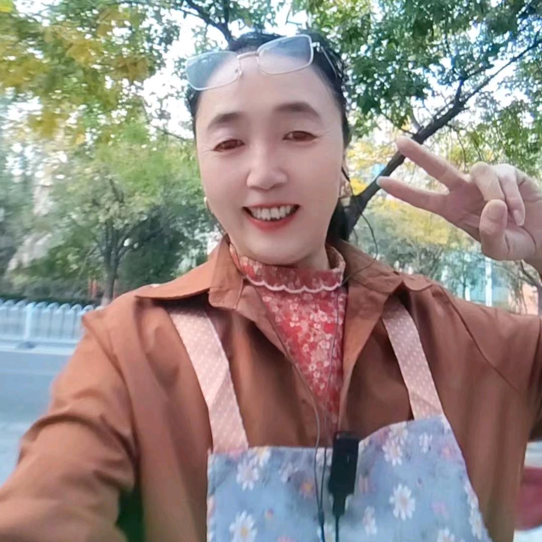 英姐（晚上9点10分）