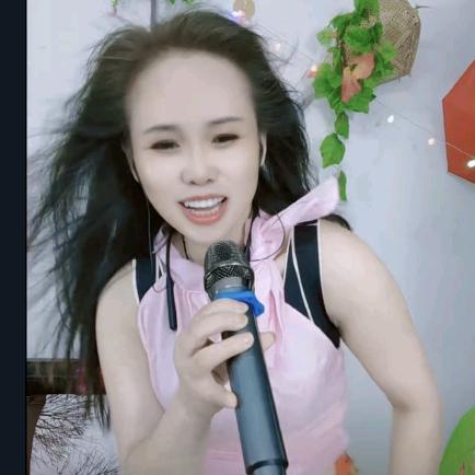 爱英英