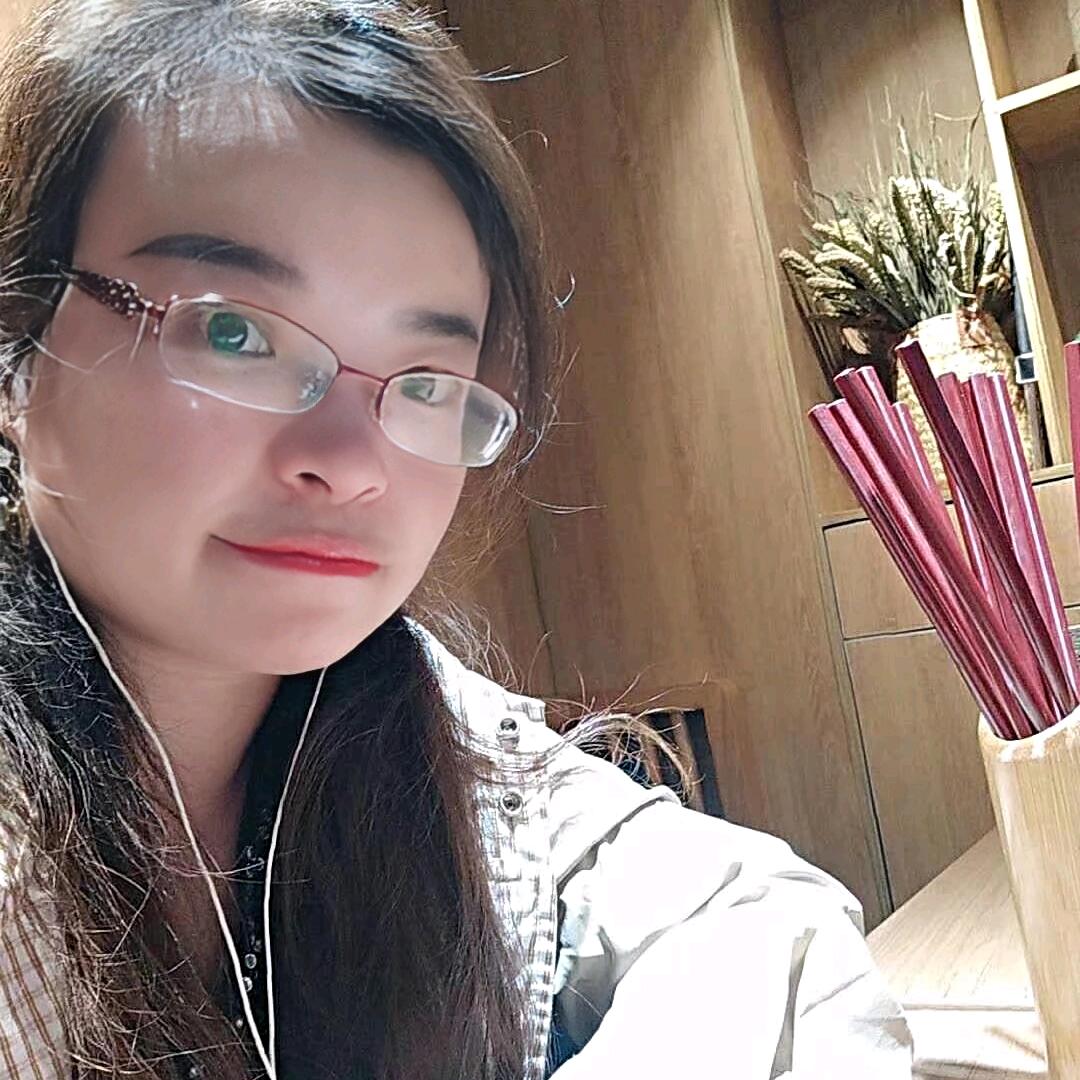 英子穿搭