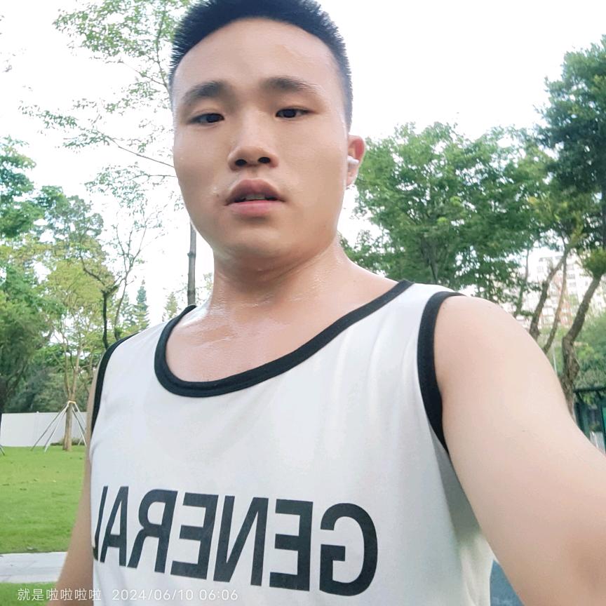 黄小厨，