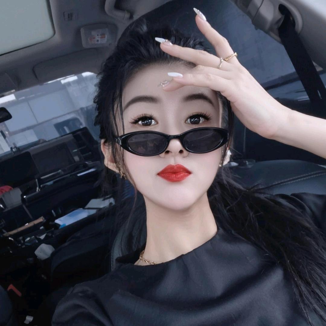 A~Miss  Zhang