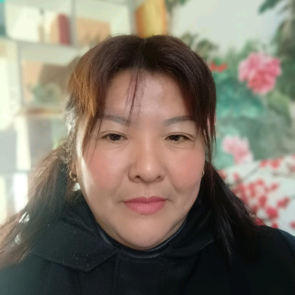 红英爱笑😜